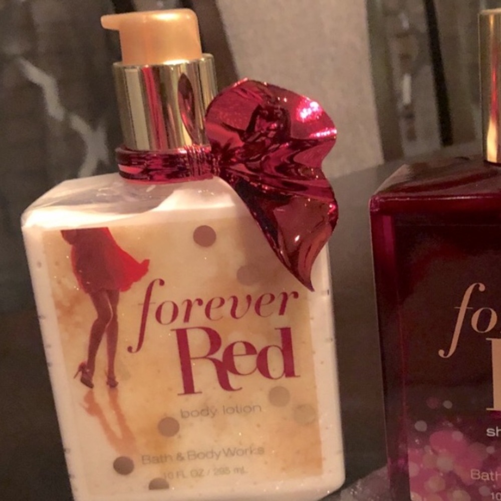 Forever Red Lotion